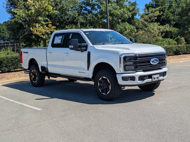 2026 Ford F-250 Super Duty Platinum Crew Cab 4WD