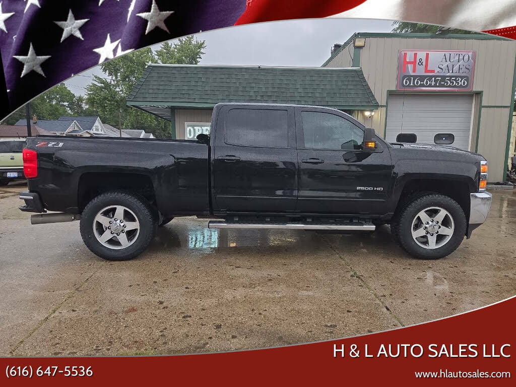 2018 Chevrolet Silverado 2500HD LT Crew Cab 4WD