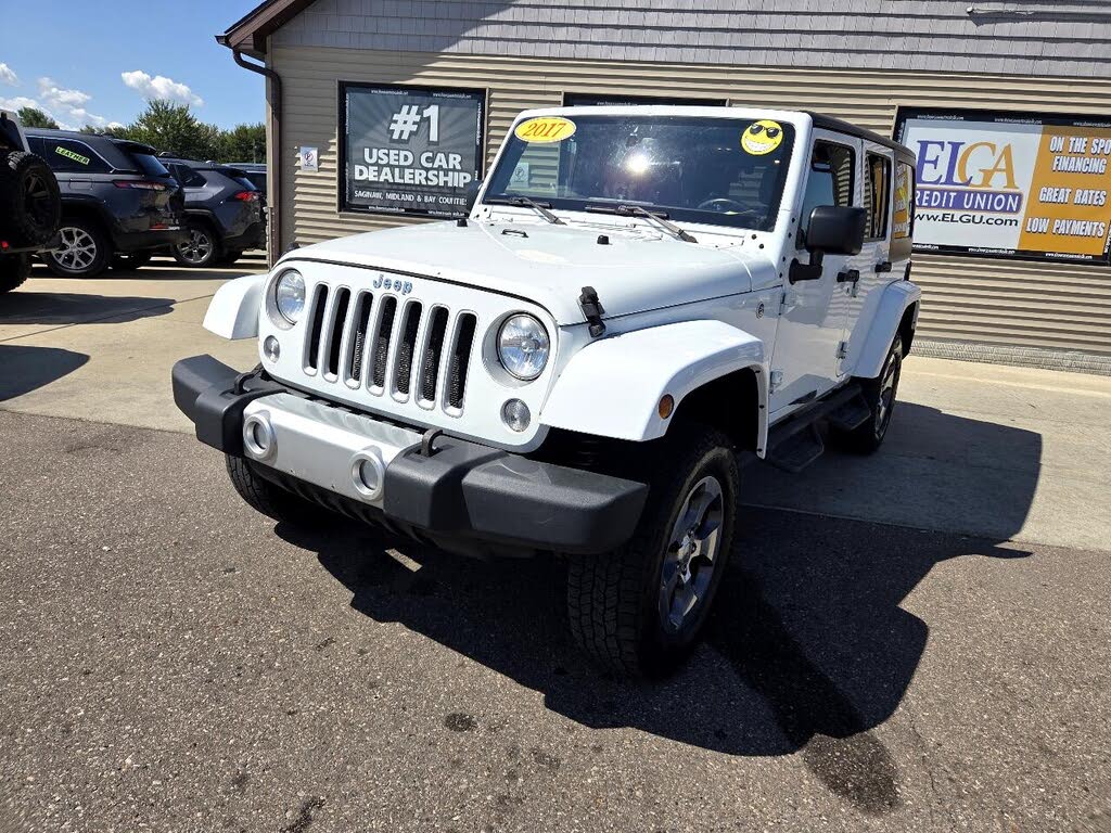 2017 Jeep Wrangler Unlimited Sahara 4WD