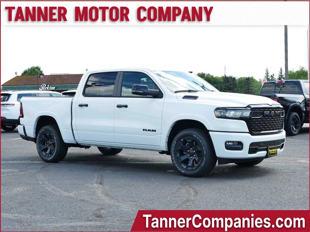 2025 RAM 1500 Big Horn Crew Cab 4WD