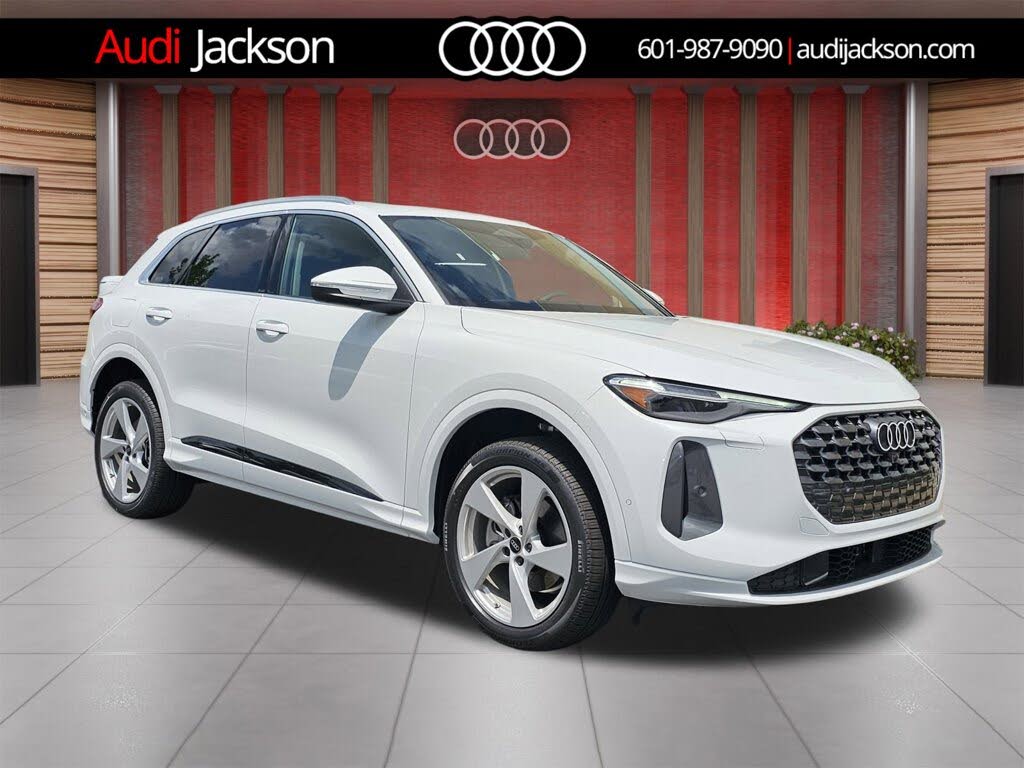 2025 Audi Q5 quattro Premium Plus 40 TFSI