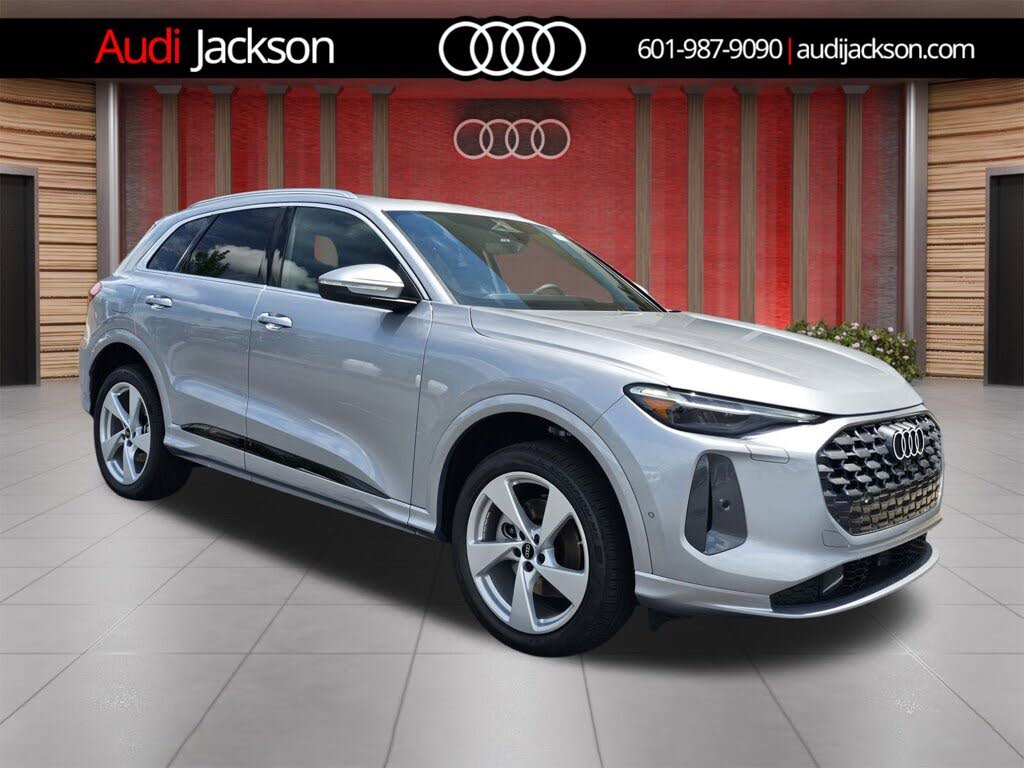 2025 Audi Q5 quattro Premium Plus 40 TFSI