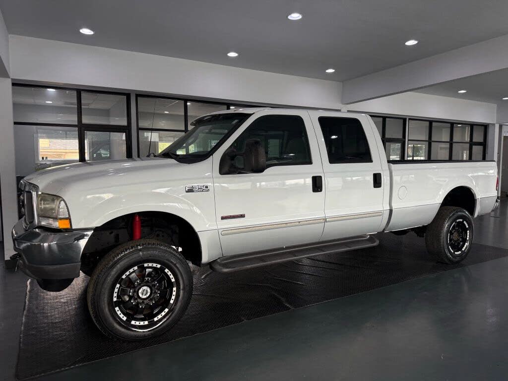 2003 Ford F-350 Super Duty XLT Crew Cab LB 4WD