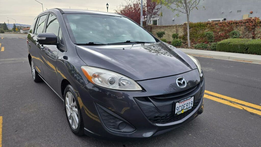2013 Mazda MAZDA5 Sport