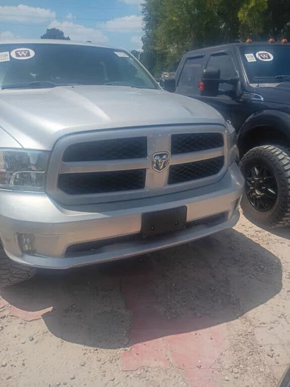 2014 RAM 1500 Express Quad Cab 4WD