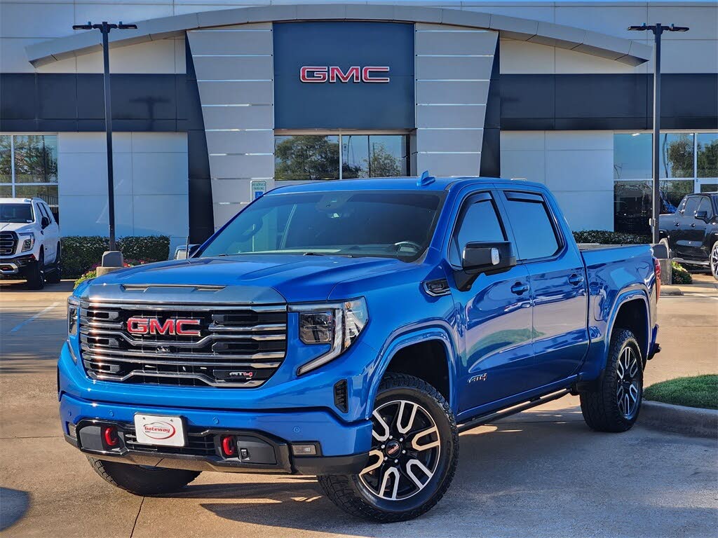 2022 GMC Sierra 1500 AT4 Crew Cab 4WD