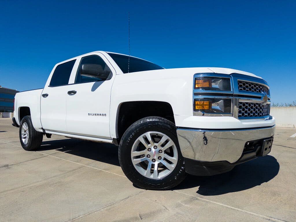2018 Chevrolet Silverado 1500 LS Crew Cab 4WD