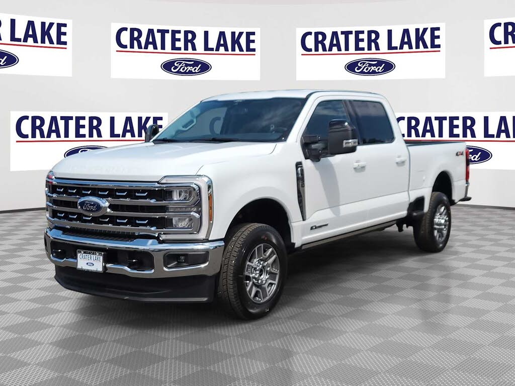 2026 Ford F-350 Super Duty Lariat Crew Cab 4WD