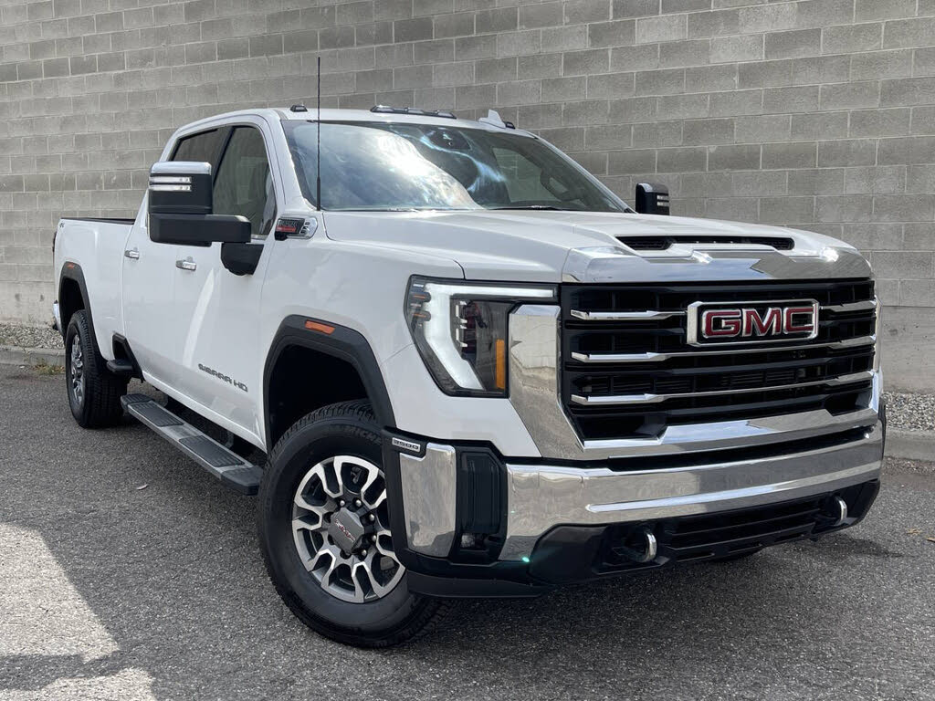 2024 GMC Sierra 3500HD SLT Crew Cab LB 4WD