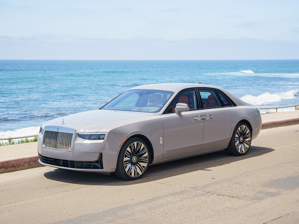 2025 Rolls-Royce Ghost AWD