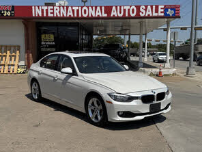 BMW 3 Series 328i Sedan RWD