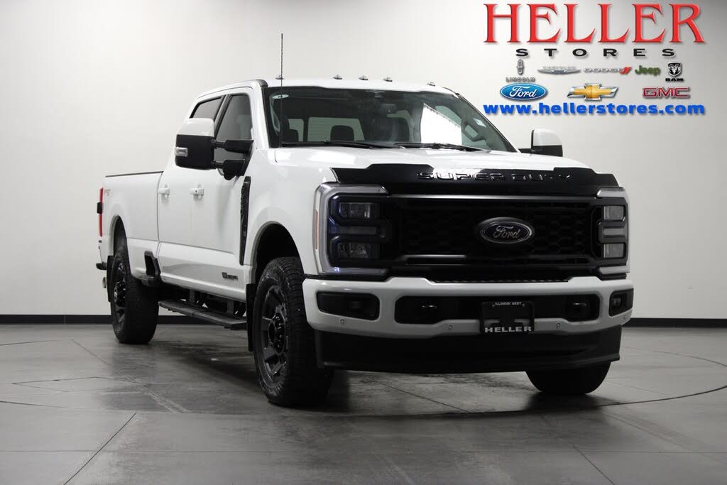 2023 Ford F-250 Super Duty Lariat Crew Cab 4WD