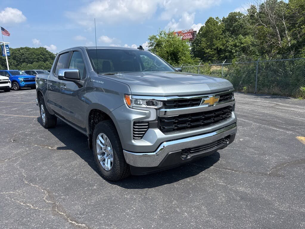 2025 Chevrolet Silverado 1500 LT Crew Cab 4WD