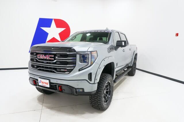 2025 GMC Sierra 1500 AT4 Crew Cab 4WD