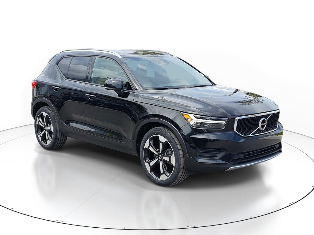 2020 Volvo XC40 T5 Momentum AWD