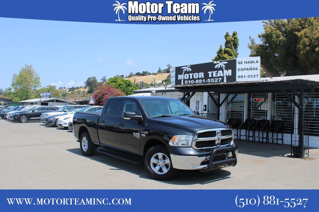 2019 RAM 1500 Classic SLT Crew Cab 4WD