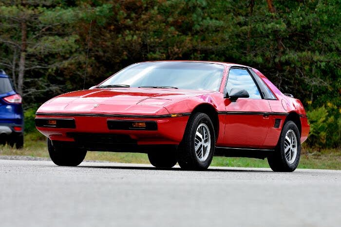 1984 Pontiac Fiero SE or Indy