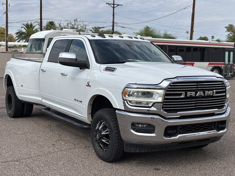 2019 RAM 3500 Laramie Crew Cab LB DRW 4WD