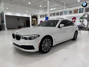 BMW 5 Series 530i Sedan RWD