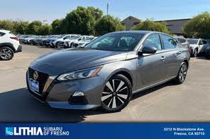 Nissan Altima 2.5 SV FWD