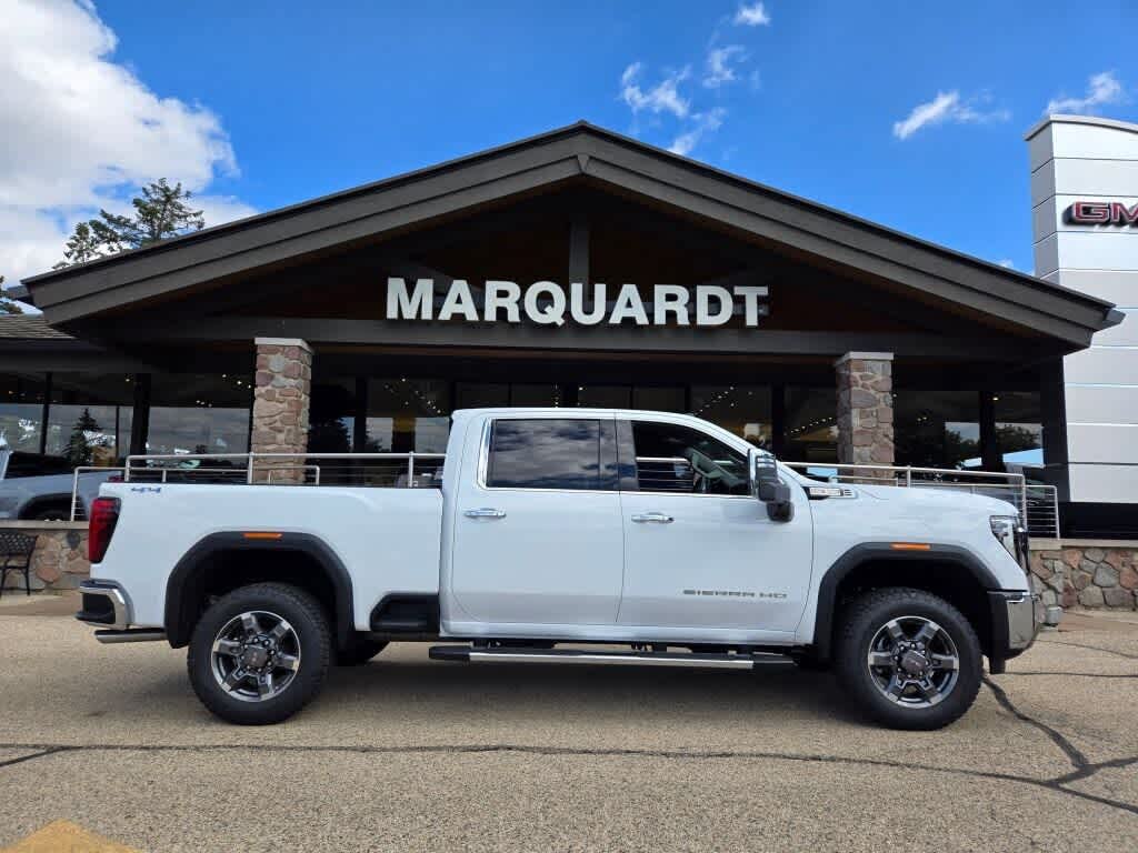 2026 GMC Sierra 2500HD SLT Crew Cab 4WD