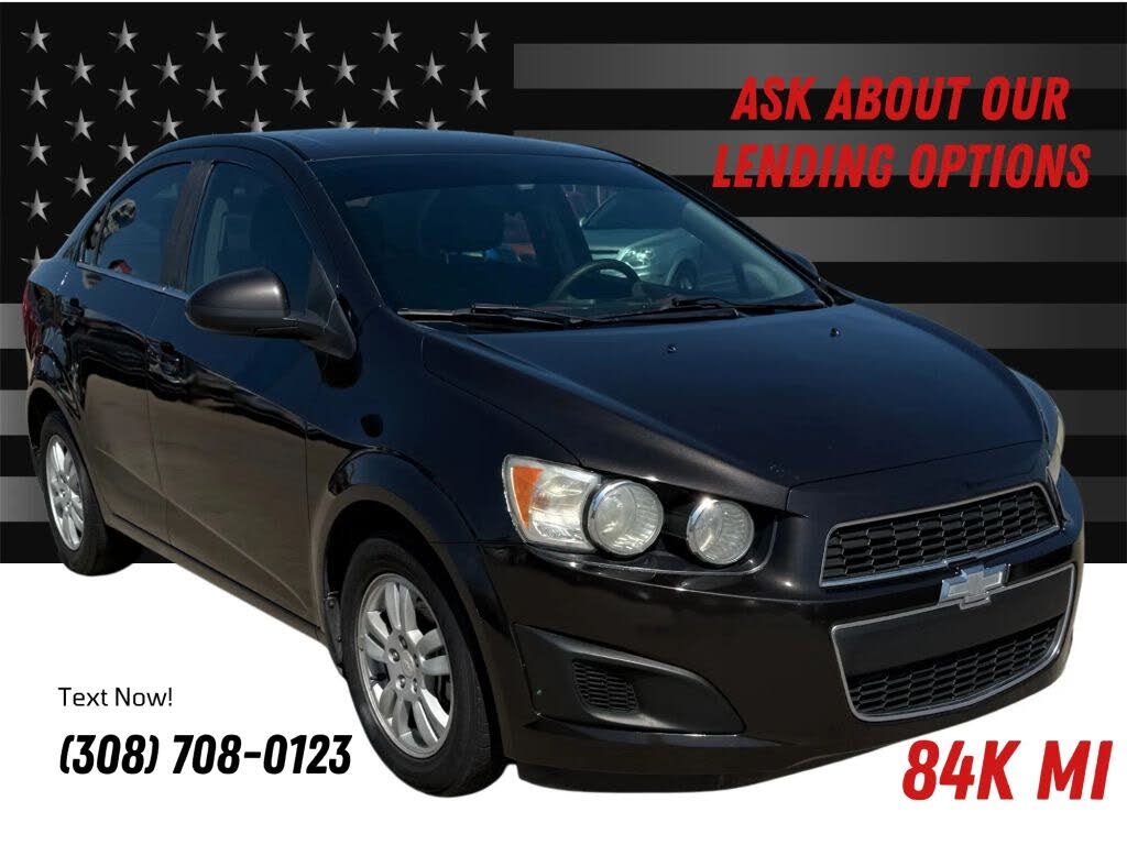 2016 Chevrolet Sonic LT Sedan FWD
