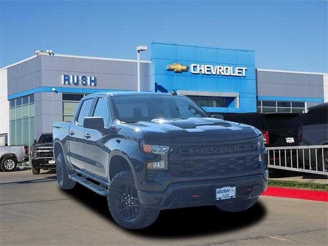 2024 Chevrolet Silverado 1500 Custom Trail Boss Crew Cab 4WD