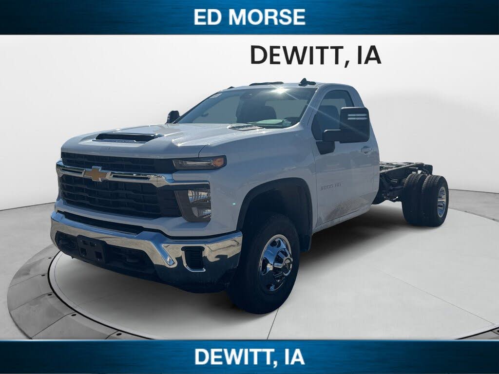 2026 Chevrolet Silverado 3500HD Chassis LT Regular Cab 4WD