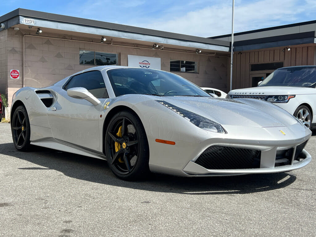 Ferrari 488 Spider RWD 2017