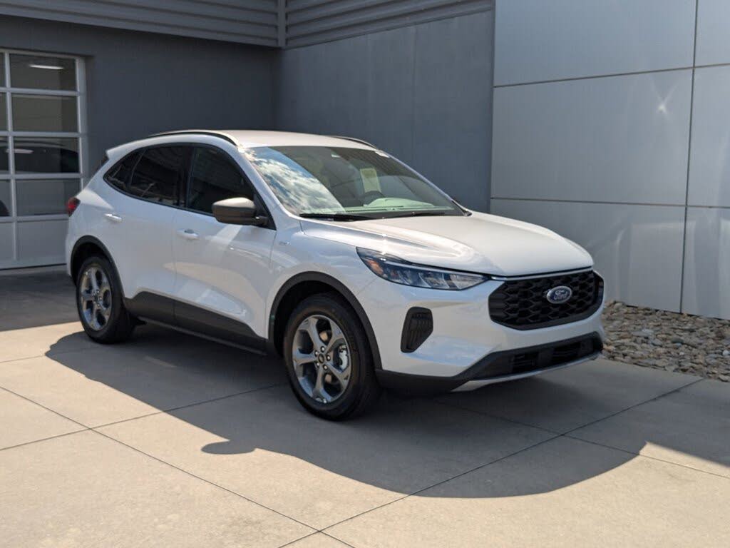 2025 Ford Escape ST-Line FWD