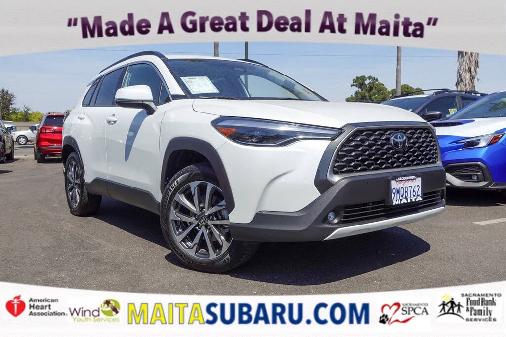 2023 Toyota Corolla Cross XLE FWD