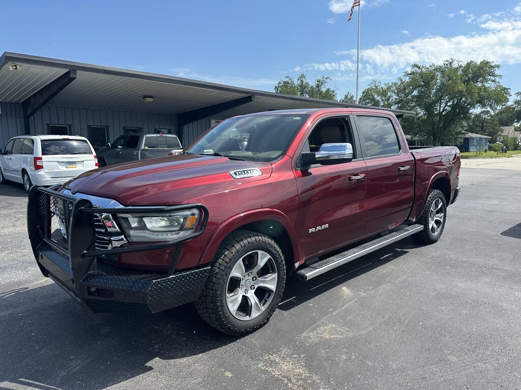 2019 RAM 1500 Laramie Crew Cab 4WD