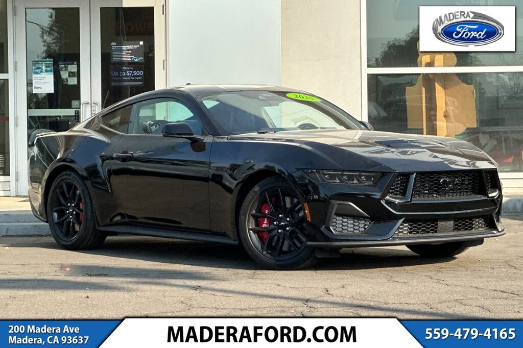 2025 Ford Mustang GT Premium Fastback RWD