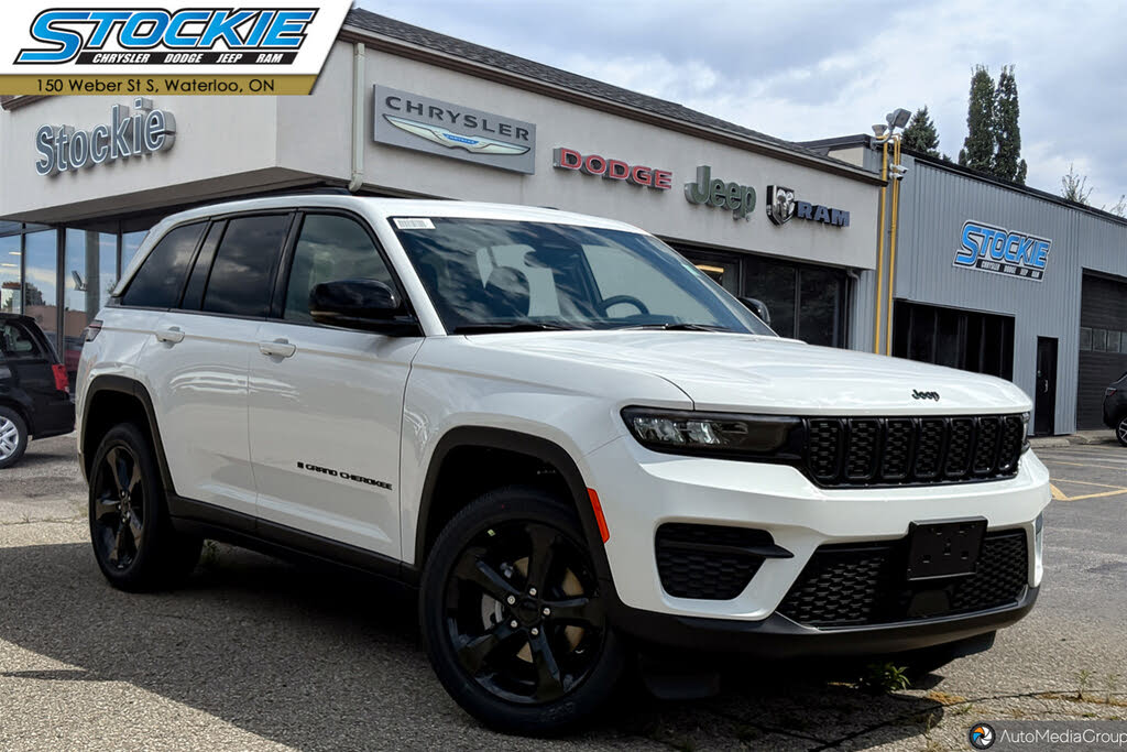 2025 Jeep Grand Cherokee Altitude 4WD