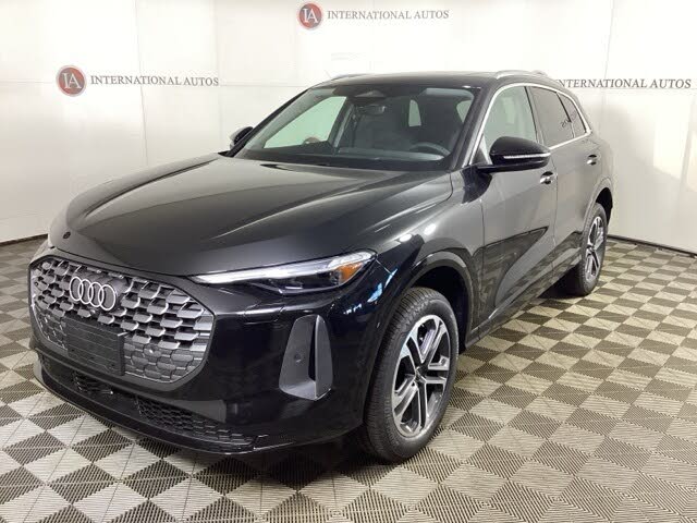 2025 Audi Q5 quattro Premium Plus 40 TFSI