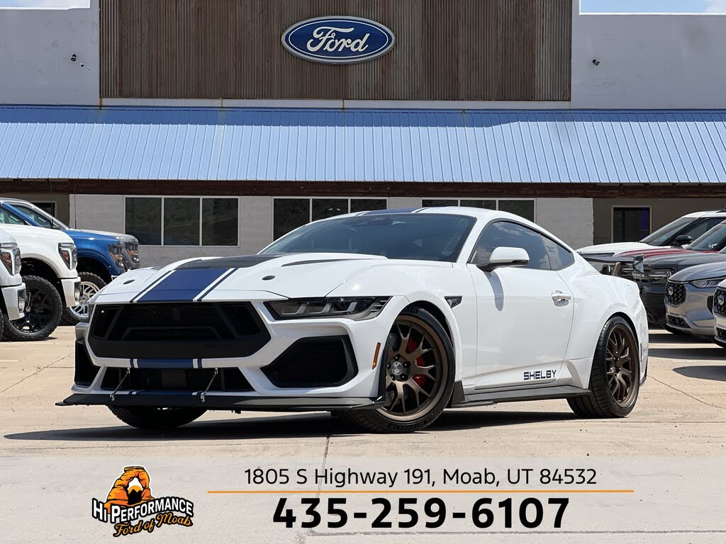 2025 Ford Mustang GT Fastback RWD