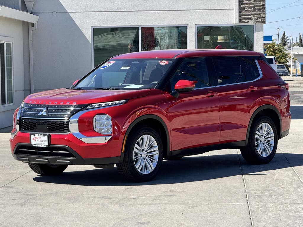 2024 Mitsubishi Outlander ES S-AWC