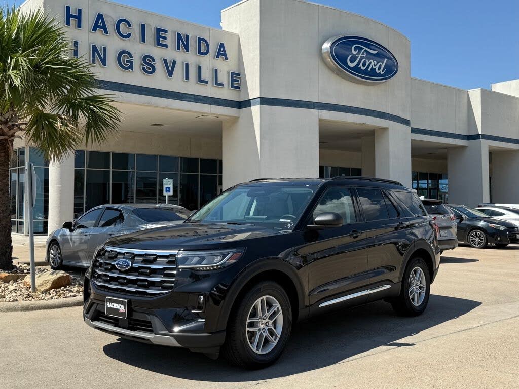2025 Ford Explorer Active RWD
