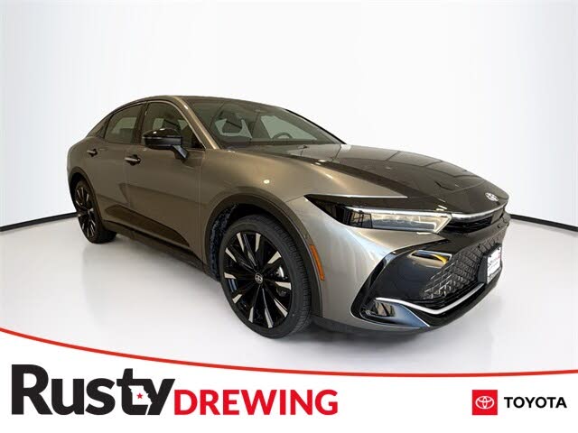 2025 Toyota Crown Platinum AWD