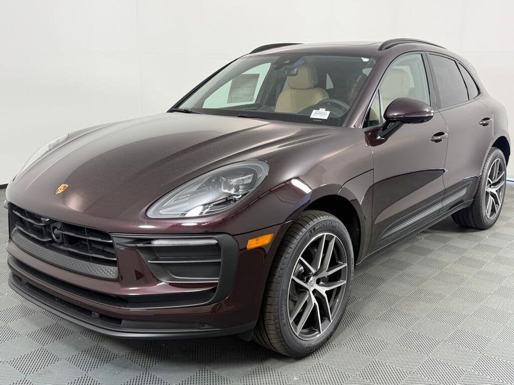 2026 Porsche Macan AWD