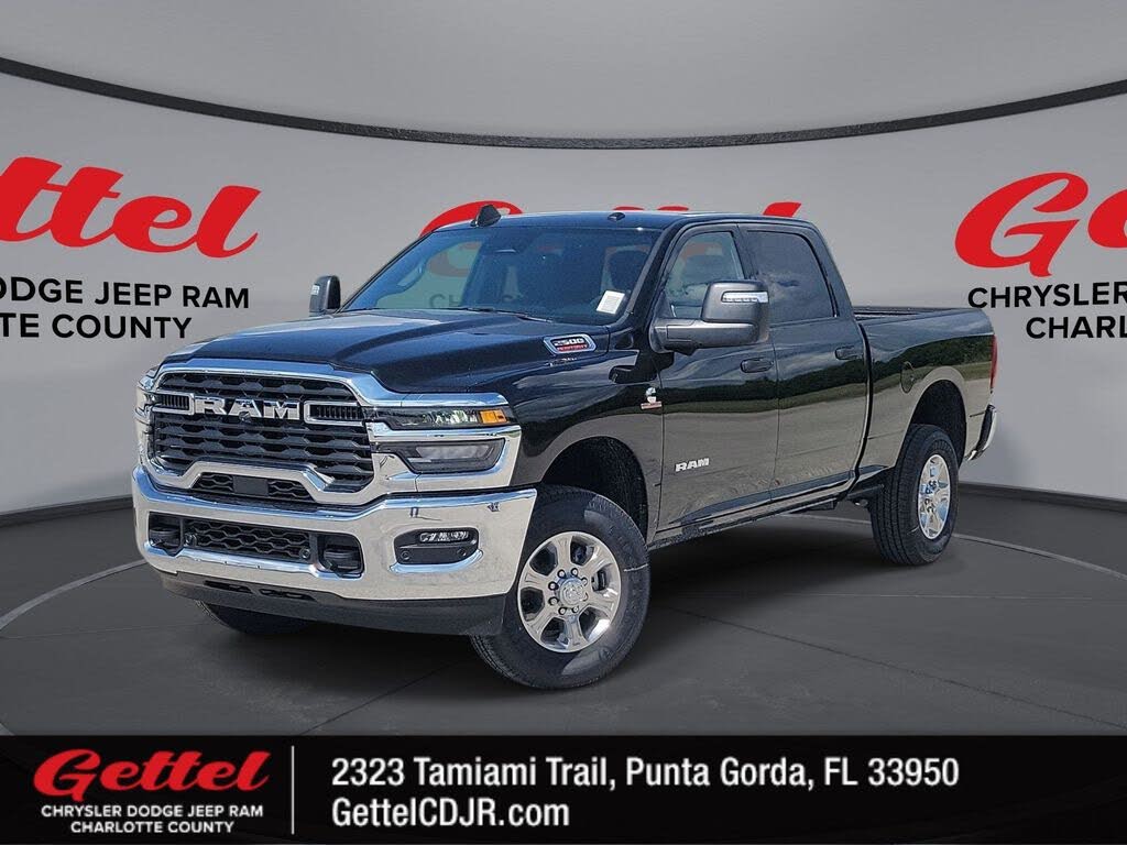 2025 RAM 2500 Big Horn Crew Cab 4WD