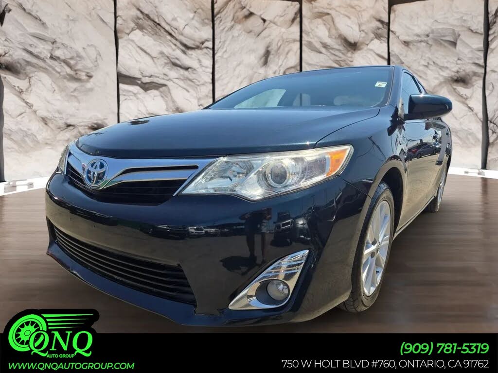 2013 Toyota Camry Hybrid XLE FWD