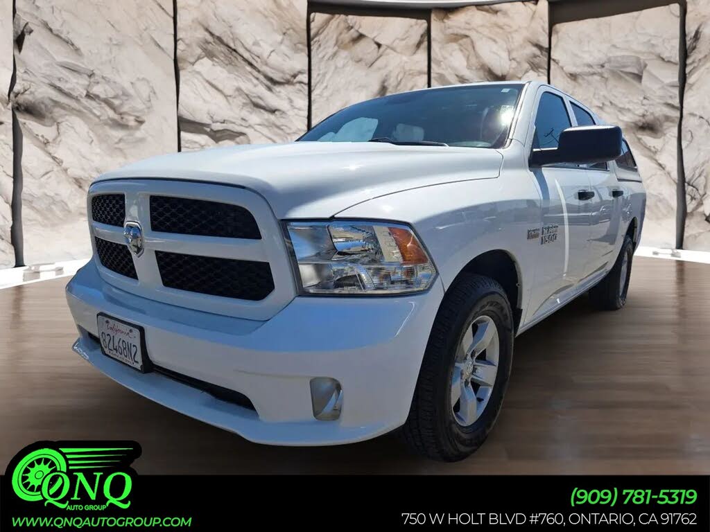 2018 RAM 1500 Express Crew Cab RWD
