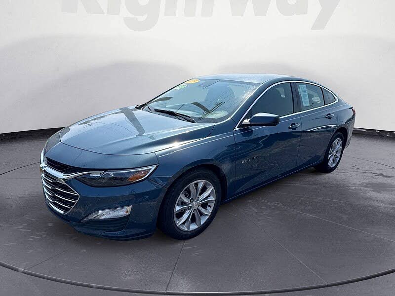 2025 Chevrolet Malibu LT with 1LT FWD