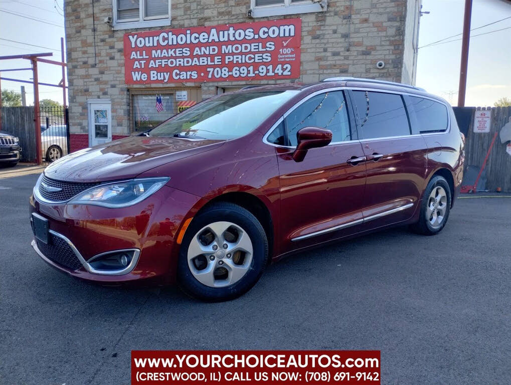 2017 Chrysler Pacifica Touring L Plus FWD