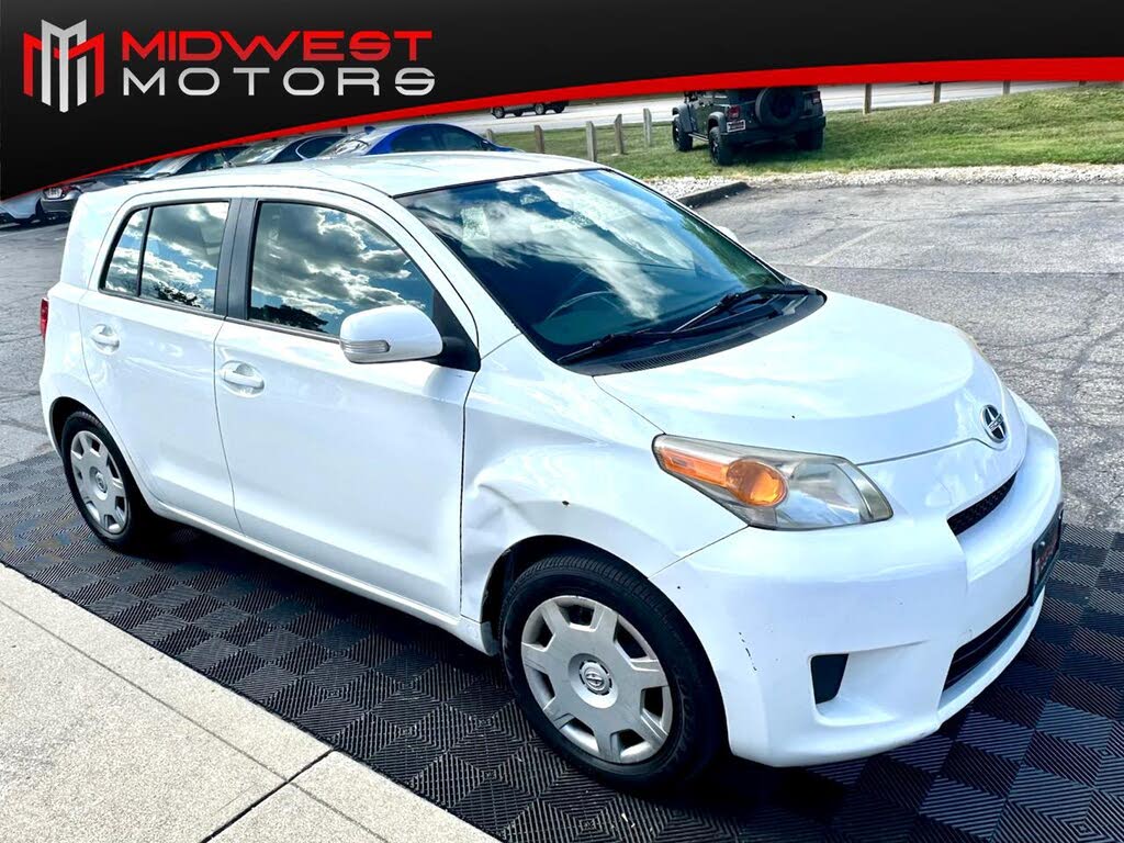 2013 Scion xD Base