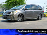 Toyota Sienna XLE 8-Passenger FWD