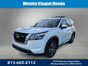 Nissan Pathfinder Platinum 4WD