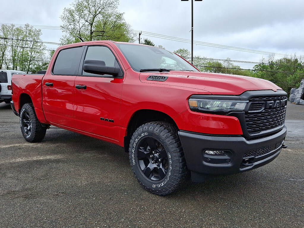 2025 RAM 1500 Warlock 4dr Crew Cab 4WD