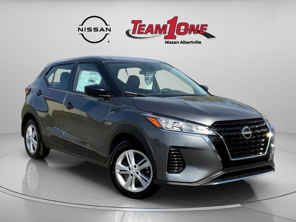 2025 Nissan Kicks Play S FWD